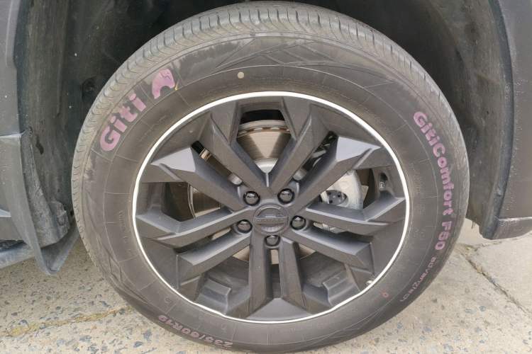 Used Haval H Dog 2023 1.5T Two-Wheel Drive Chao Ye Version Plus Right Front Wheel Hub