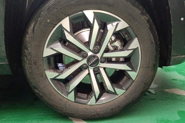 Used Haval H Dog 2023 2.0T All-Wheel-Drive Chaoye Plus Right Front Wheel Hub