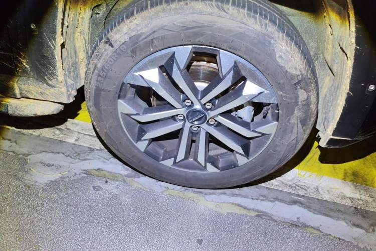 Used Haval H Dog 2023 2.0T Two-Wheel Drive Chaoye Version Plus Right Front Wheel Hub