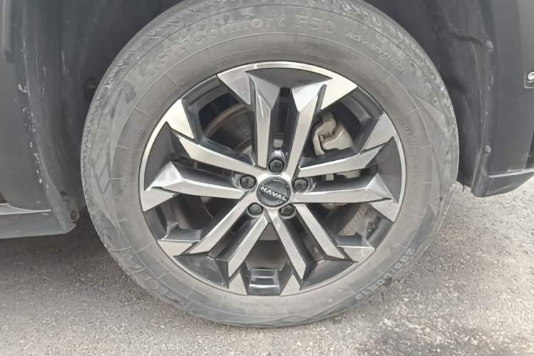 Used Haval H Dog 2023 2.0T All-Wheel-Drive Chaoye Plus Right Front Wheel Hub
