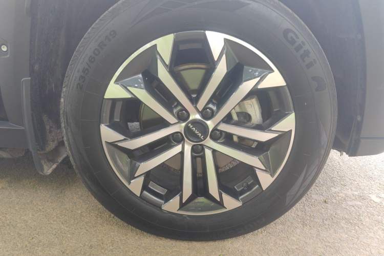 Used Haval H Dog 2023 1.5T Two-Wheel Drive Chao Ye Version Plus Right Front Wheel Hub