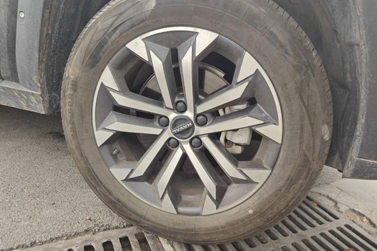 Used Haval H Dog 2023 1.5T Two-Wheel Drive Chao Ye Version Plus Right Front Wheel Hub