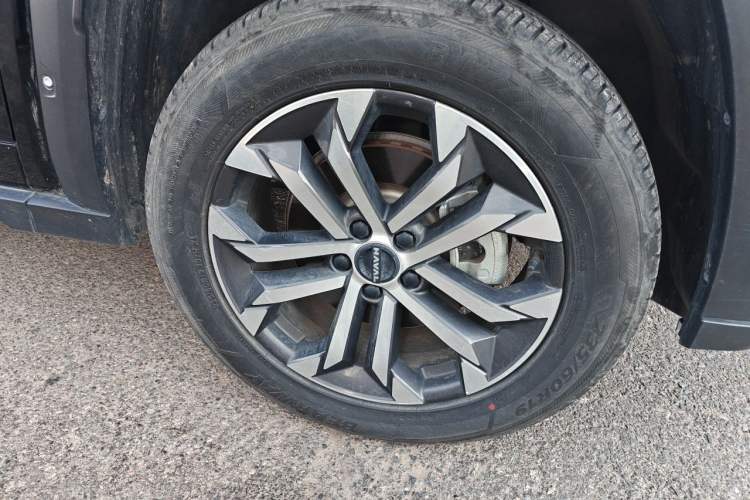 Used Haval H Dog 2023 1.5T Two-Wheel Drive Chao Ye Version Plus Right Front Wheel Hub