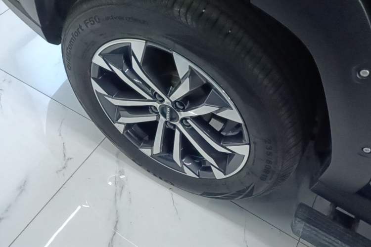 Used Haval H Dog 2023 2.0T Two-Wheel Drive Chaoye Version Plus Right Rear Wheel Hub