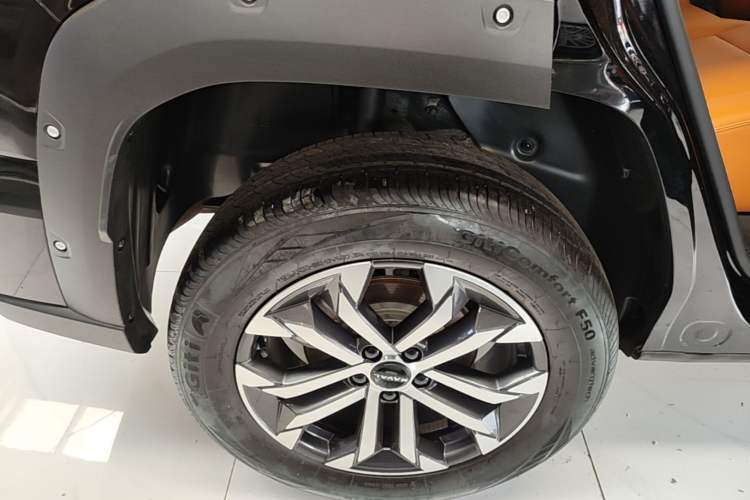 Used Haval H Dog 2023 1.5T Two-Wheel Drive Chao Ye Version Plus Right Rear Wheel Hub