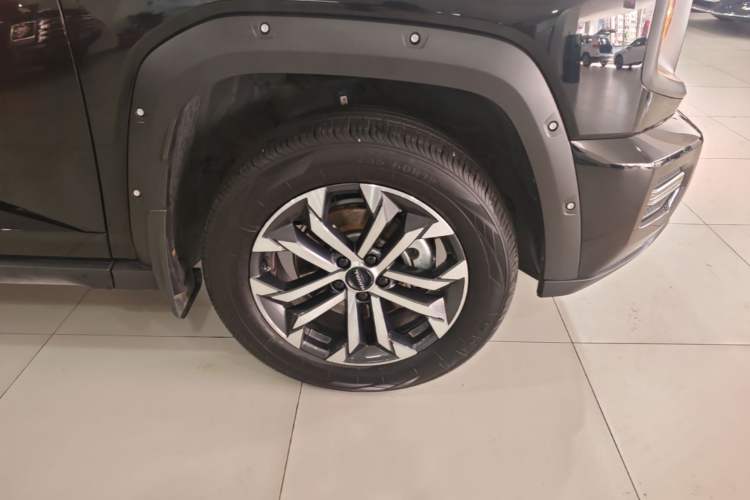 Used Haval H Dog 2023 2.0T Two-Wheel Drive Chaoye Version Plus Right Rear Wheel Hub