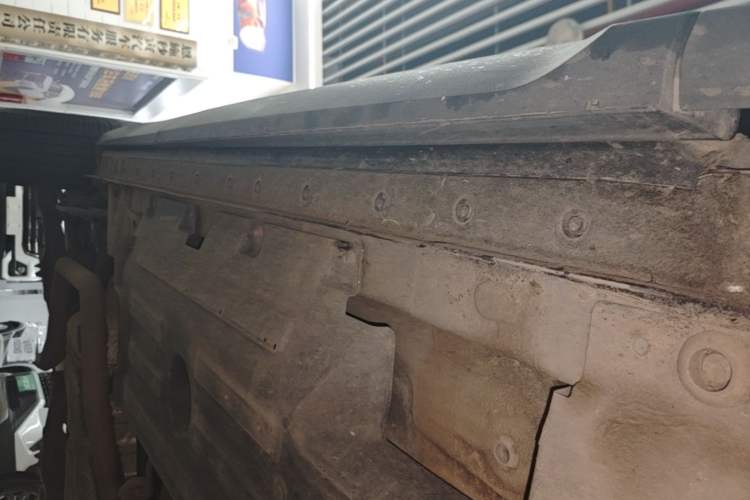 Used Haval H Dog 2023 1.5T Two-Wheel Drive Chao Ye Version Plus Right Side Sill