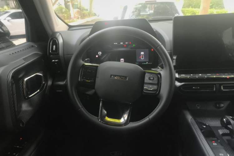 Used Haval H Dog 2023 2.0T Two-Wheel Drive Chaoye Version Plus Steering Wheel