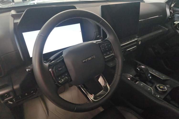 Used Haval H Dog 2023 2.0T Two-Wheel Drive Chaoye Version Plus Steering Wheel