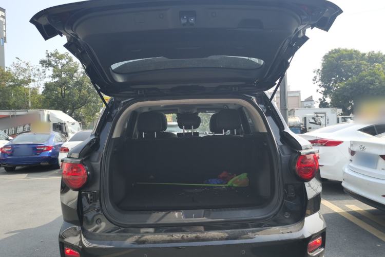 Used Haval H Dog 2023 2.0T Two-Wheel Drive Trendy Outdoor Edition Trunk