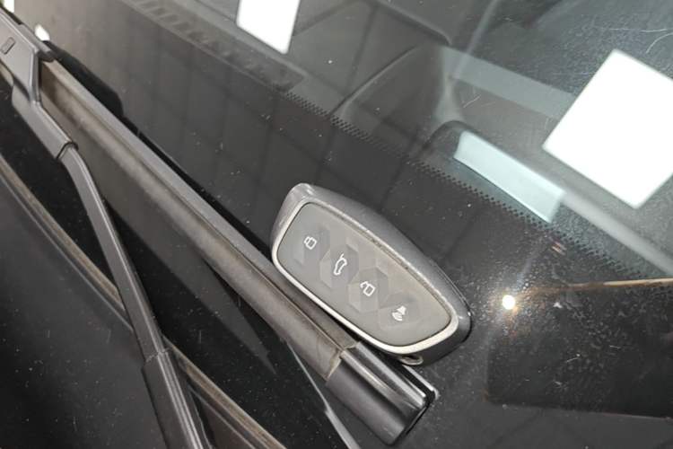 Used Haval H Dog 2023 1.5T Two-Wheel Drive Chao Ye Version Plus Vehicle Key