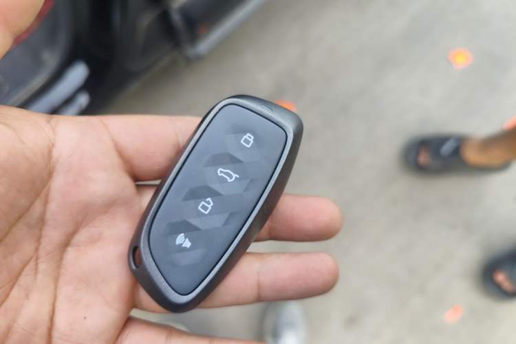 Used Haval H Dog 2023 1.5T Two-Wheel Drive Chao Ye Version Plus Vehicle Key