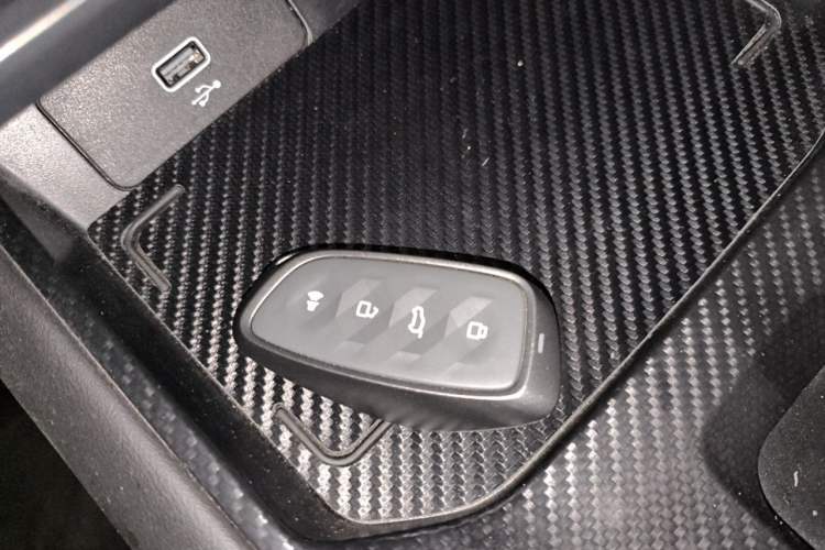Used Haval H Dog 2023 1.5T Two-Wheel Drive Chao Ye Version Plus Vehicle Key
