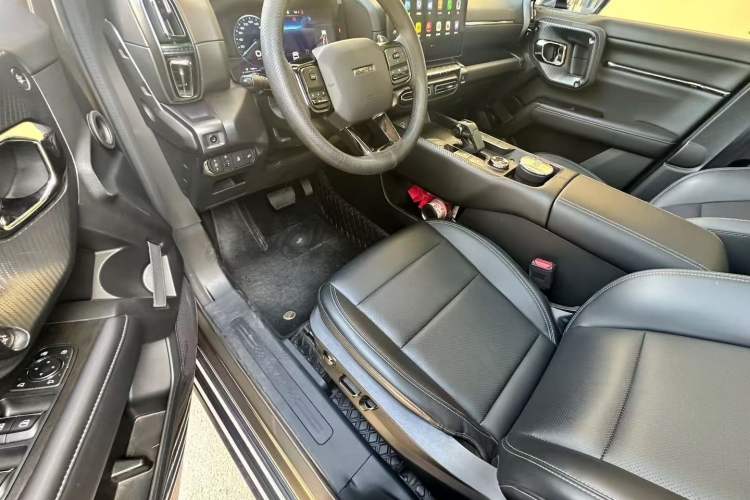 Used Haval H Dog 2023 2.0T Two-Wheel Drive Trendy Outdoor Edition Exterior 6