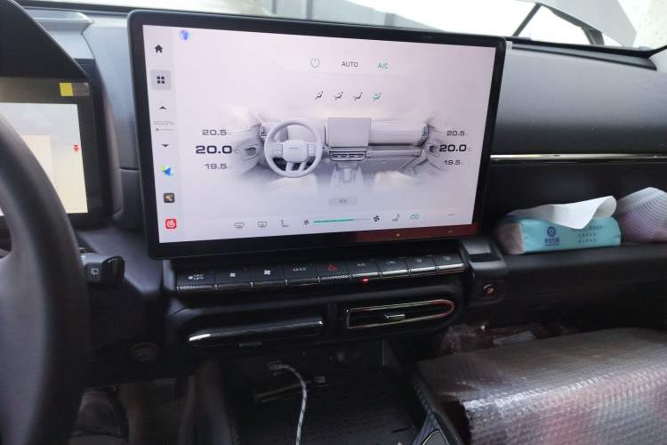 Used Haval H Dog 2023 1.5T Two-Wheel Drive Chao Ye Version Plus Audio And AC Panel