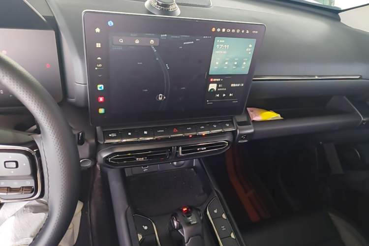 Used Haval H Dog 2023 2.0T All-Wheel-Drive Chaoye Plus Audio And AC Panel