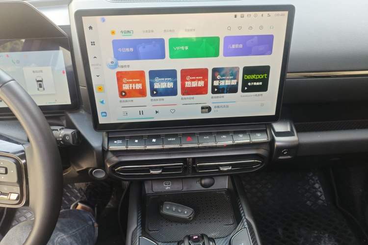 Used Haval H Dog 2023 2.0T Two-Wheel Drive Chaoye Version Plus Audio And AC Panel