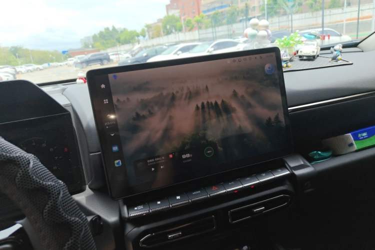 Used Haval H Dog 2023 2.0T Two-Wheel Drive Chaoye Version Plus Audio And AC Panel