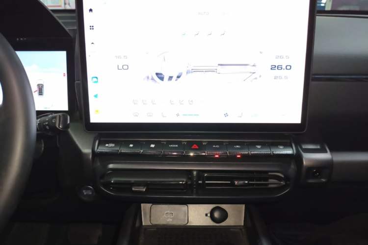 Used Haval H Dog 2023 2.0T Two-Wheel Drive Chaoye Version Plus Audio And AC Panel