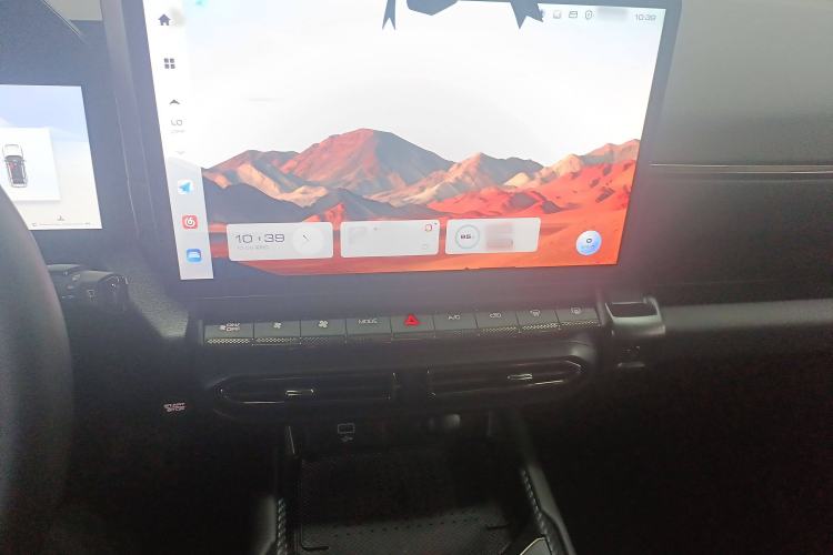 Used Haval H Dog 2023 2.0T Two-Wheel Drive Chaoye Version Plus Audio And AC Panel