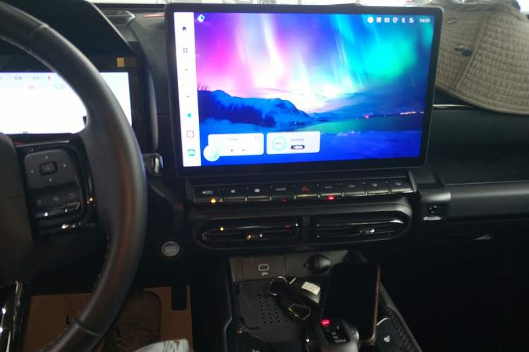 Used Haval H Dog 2023 2.0T Two-Wheel Drive Chaoye Version Plus Audio And AC Panel