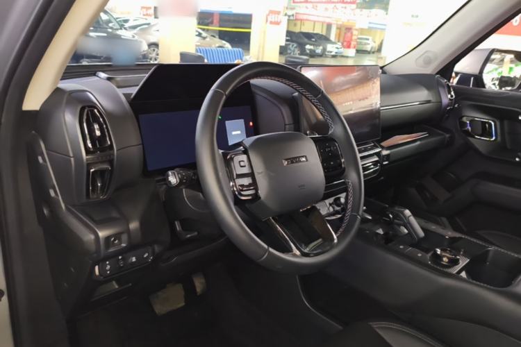Used Haval H Dog 2023 2.0T All-Wheel-Drive Chaoye Plus Center Console