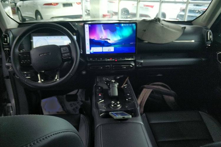 Used Haval H Dog 2023 2.0T Two-Wheel Drive Chaoye Version Plus Center Console