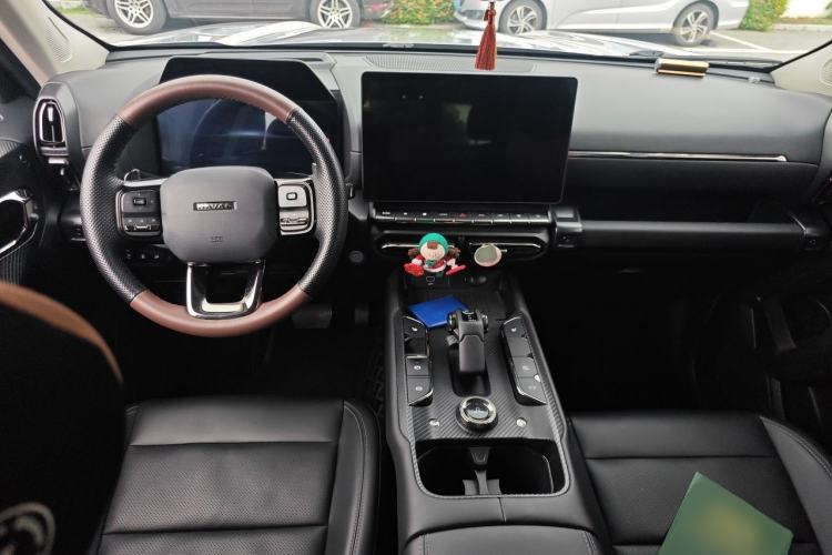 Used Haval H Dog 2023 2.0T Two-Wheel Drive Chaoye Version Plus Center Console