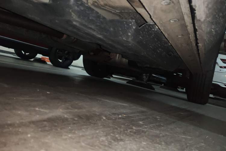 Used Haval H Dog 2023 2.0T Two-Wheel Drive Trendy Outdoor Edition Chassis Front Left