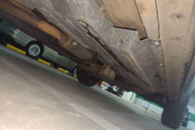 Used Haval H Dog 2023 2.0T Two-Wheel Drive Chaoye Version Plus Chassis Front Left