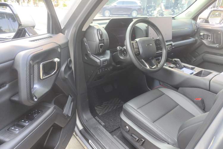 Used Haval H Dog 2023 2.0T Two-Wheel Drive Trendy Outdoor Edition Driver Seat