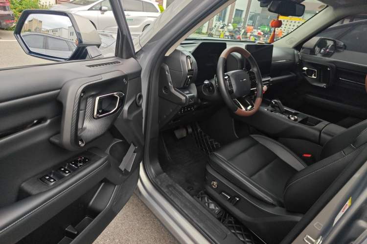 Used Haval H Dog 2023 2.0T Two-Wheel Drive Chaoye Version Plus Driver Seat