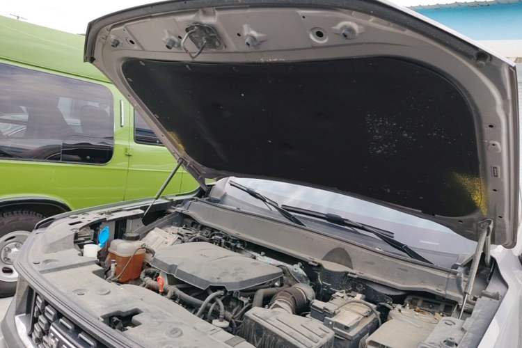 Used Haval H Dog 2023 2.0T All-Wheel-Drive Chaoye Plus Engine Bay