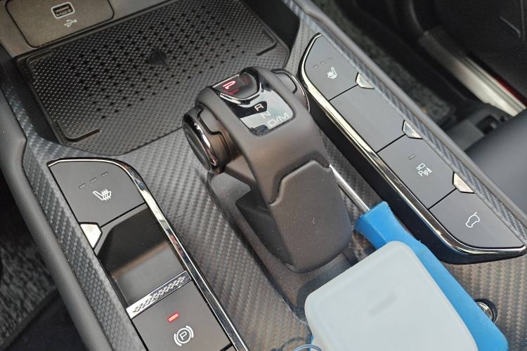 Used Haval H Dog 2023 1.5T Two-Wheel Drive Chao Ye Version Plus Gear Lever