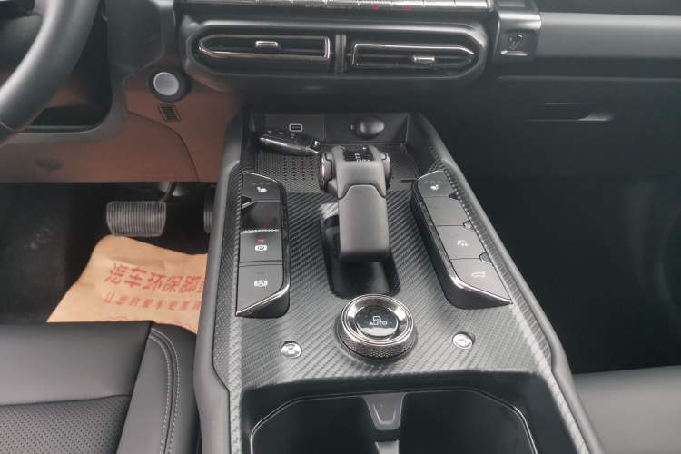 Used Haval H Dog 2023 2.0T Two-Wheel Drive Chaoye Version Plus Gear Lever