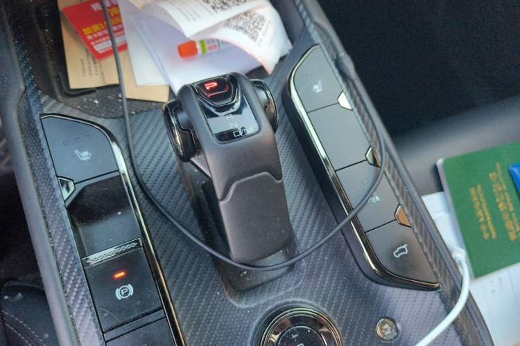 Used Haval H Dog 2023 1.5T Two-Wheel Drive Chao Ye Version Plus Gear Lever