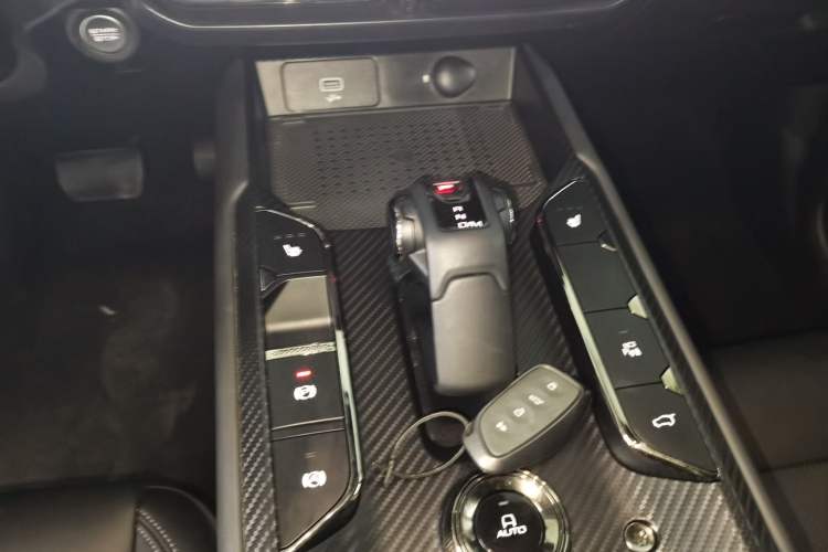 Used Haval H Dog 2023 1.5T Two-Wheel Drive Chao Ye Version Plus Gear Lever