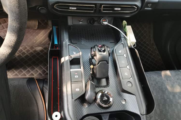 Used Haval H Dog 2023 2.0T All-Wheel-Drive Chaoye Plus Gear Lever