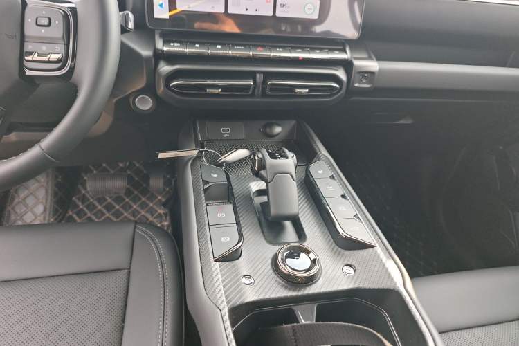 Used Haval H Dog 2023 2.0T All-Wheel-Drive Chaoye Plus Gear Lever