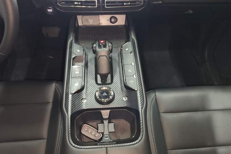 Used Haval H Dog 2023 2.0T Two-Wheel Drive Chaoye Version Plus Gear Lever