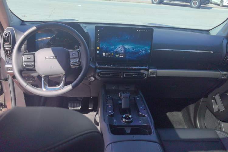 Used Haval H Dog 2023 2.0T Two-Wheel Drive Chaoye Version Plus Interior 3