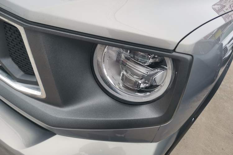 Used Haval H Dog 2023 2.0T Two-Wheel Drive Chaoye Version Plus Left Front Headlight