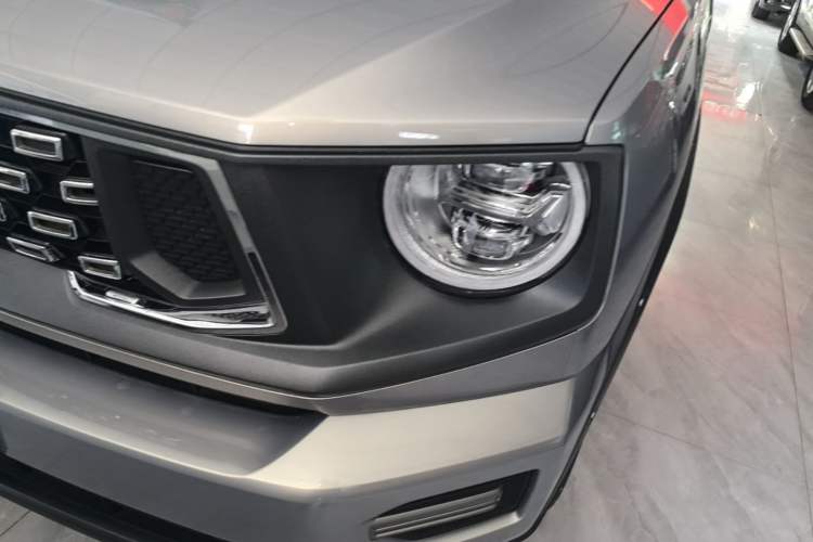 Used Haval H Dog 2023 2.0T All-Wheel-Drive Chaoye Plus Left Front Headlight