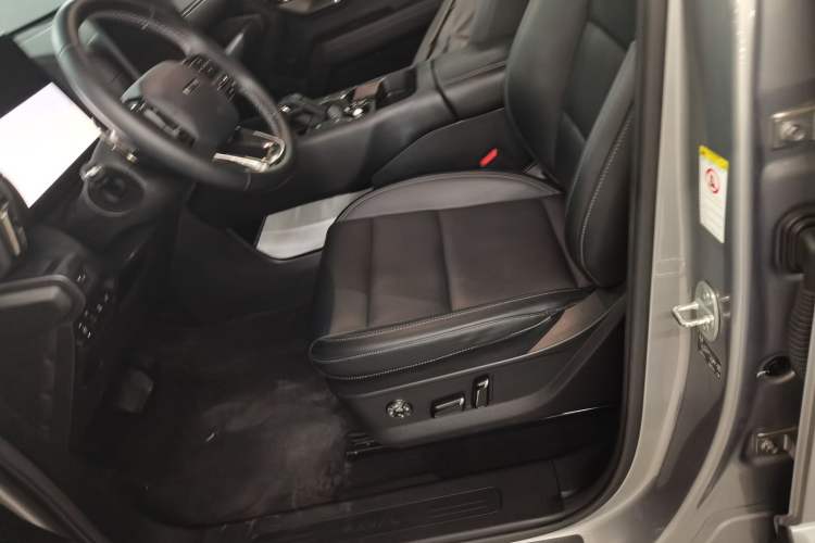 Used Haval H Dog 2023 1.5T Two-Wheel Drive Chao Ye Version Plus Left Front Seat