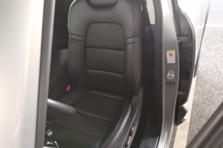 Used Haval H Dog 2023 1.5T Two-Wheel Drive Chao Ye Version Plus Left Front Seat