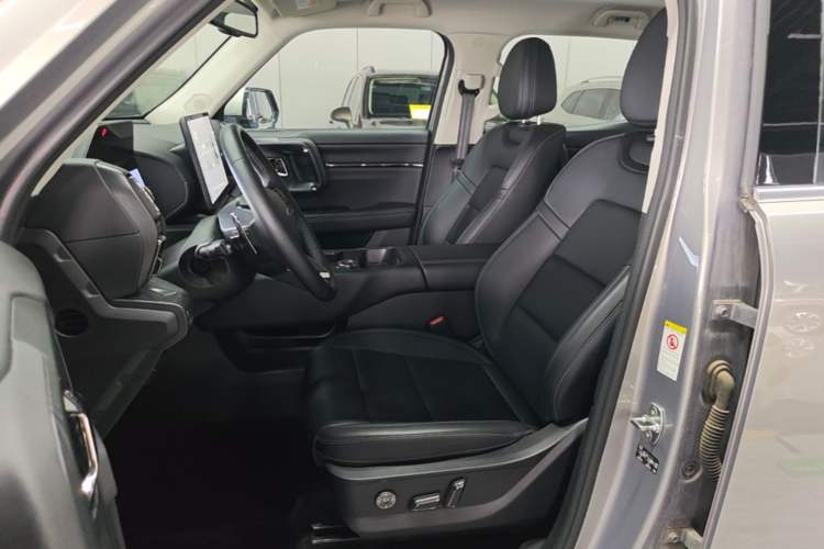 Used Haval H Dog 2023 2.0T Two-Wheel Drive Chaoye Version Plus Left Front Seat
