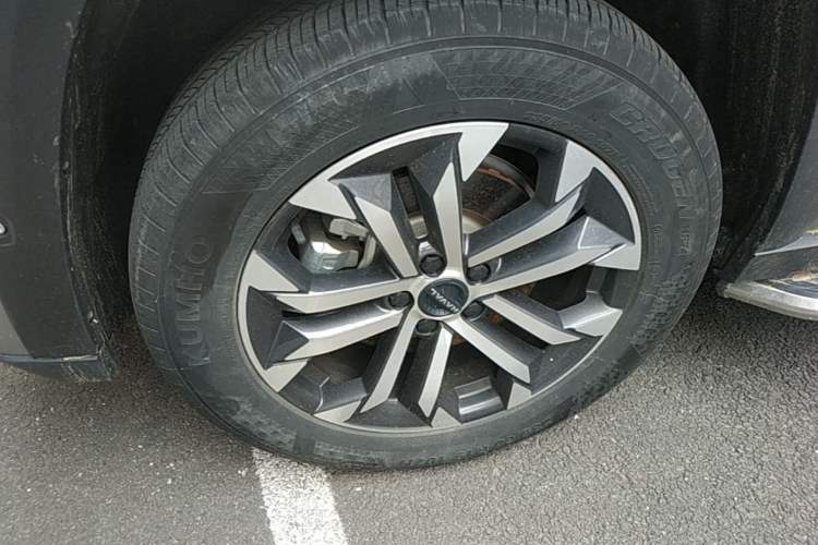 Used Haval H Dog 2023 1.5T Two-Wheel Drive Chao Ye Version Plus Left Front Wheel Hub