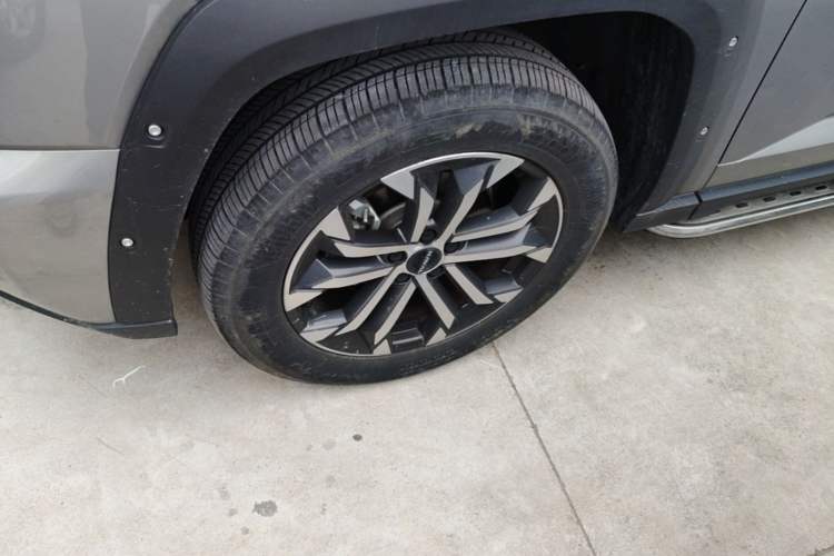 Used Haval H Dog 2023 2.0T All-Wheel-Drive Chaoye Plus Left Front Wheel Hub