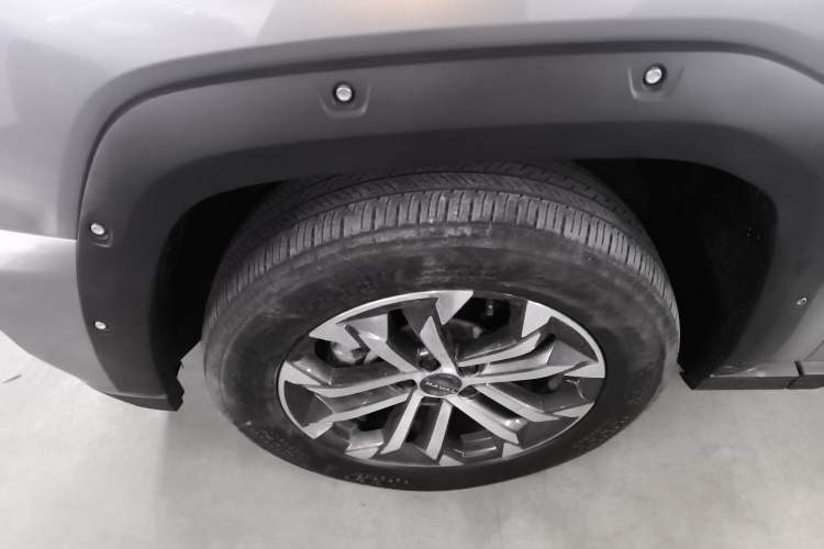 Used Haval H Dog 2023 2.0T Two-Wheel Drive Chaoye Version Plus Left Front Wheel Hub