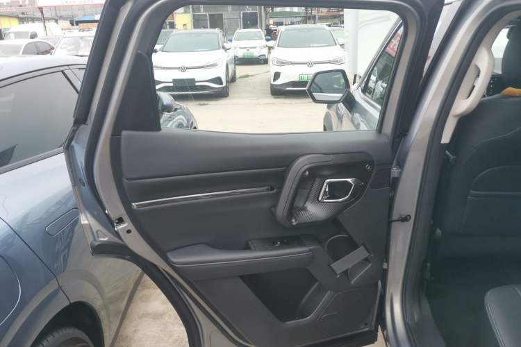 Used Haval H Dog 2023 2.0T Two-Wheel Drive Chaoye Version Plus Left Rear Door Interior